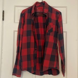 Men’s American eagle button down plaid shirt